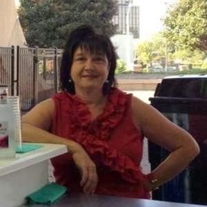 Meet your Posher, Julie